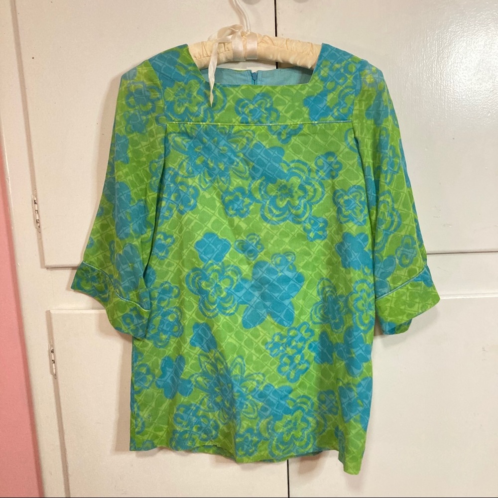 Small Green Vintage Hawaiian Dress
